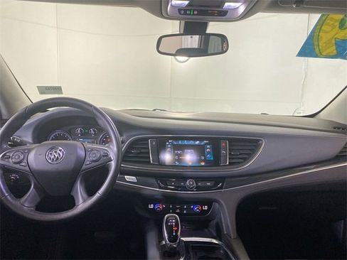 Used 2019 Buick Enclave Preferred image 10