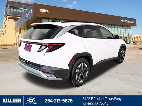 Used 2025 Hyundai Tucson SEL FWD image 9