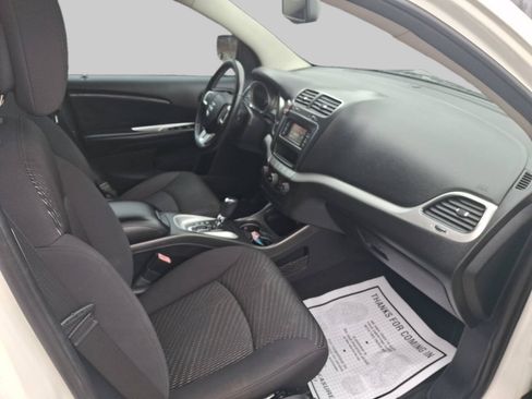 Used 2012 Dodge Journey American Value Package w/ Flexible Seating Group FWD image 4