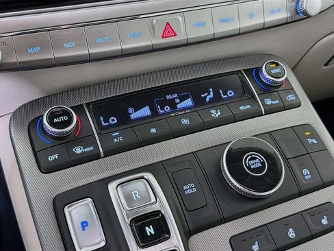 Used 2020 Hyundai Palisade SEL FWD image 21