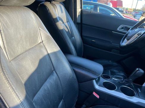 Used 2013 Ford Explorer XLT image 12