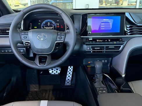 New 2026 Toyota Camry SE image 27