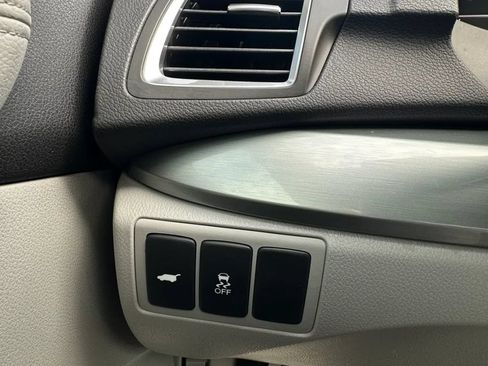 Used 2017 Acura RDX w/ Technology Package FWD image 18