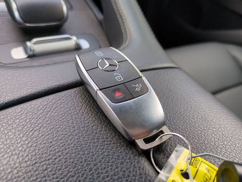 Used 2021 Mercedes-Benz GLS 450 4MATIC image 29