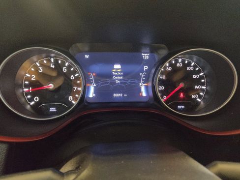 Used 2019 Jeep Compass Trailhawk AWD/4WD image 23