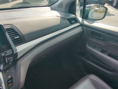 Used 2019 Honda Odyssey EX-L image 16