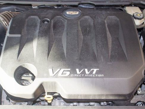 Used 2016 Cadillac XTS Luxury w/ Driver Awareness Package image 4