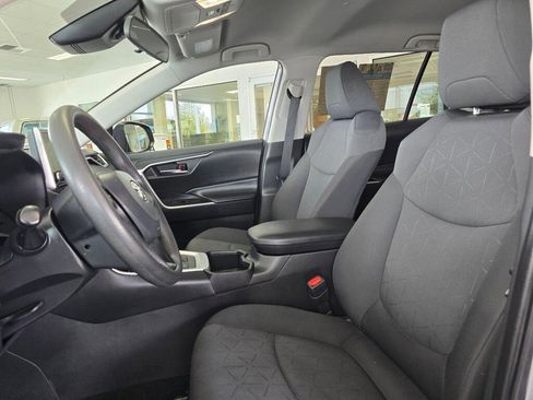 Used 2024 Toyota RAV4 XLE image 22