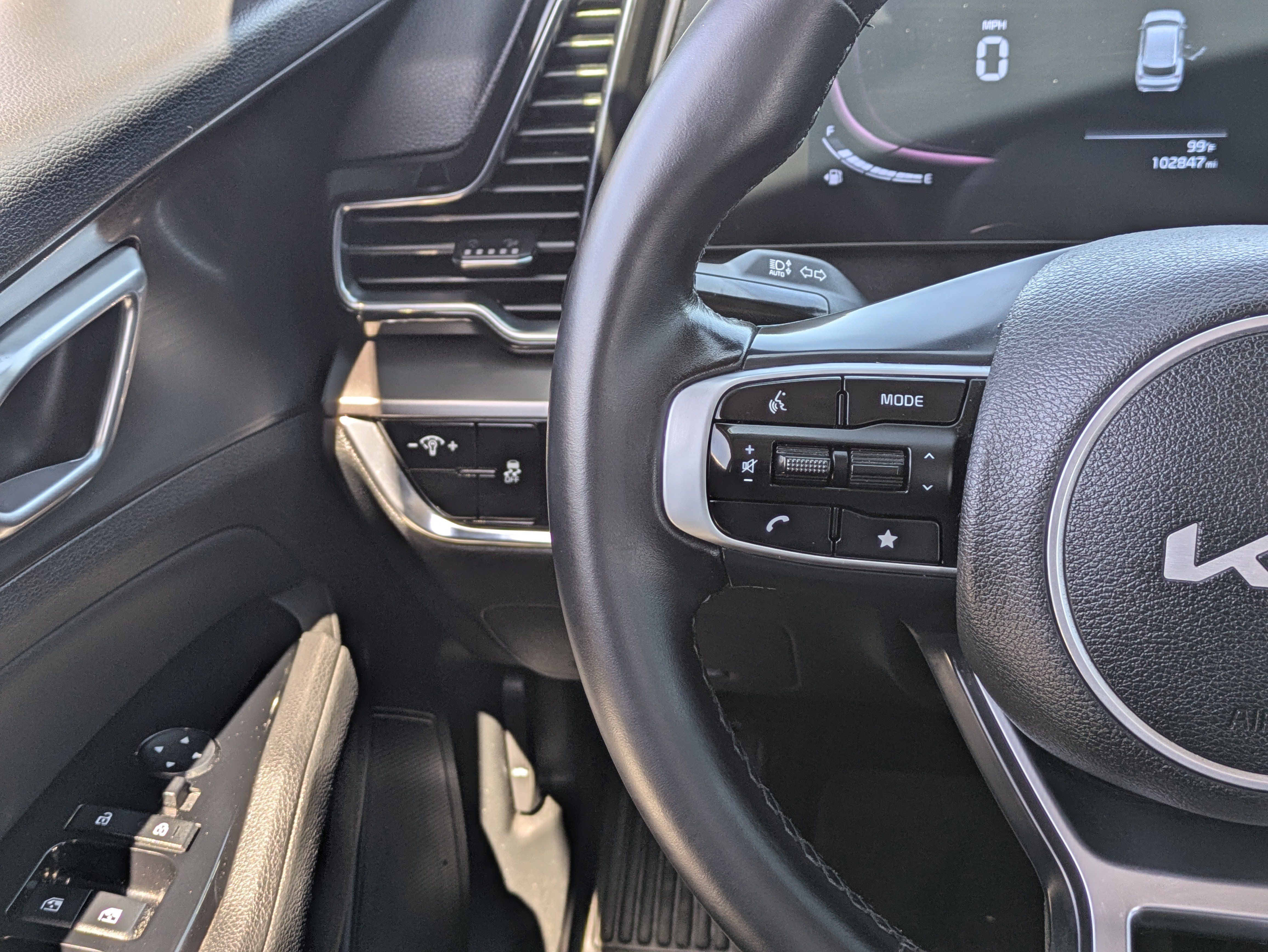 Used 2023 Kia Sportage EX FWD image 23