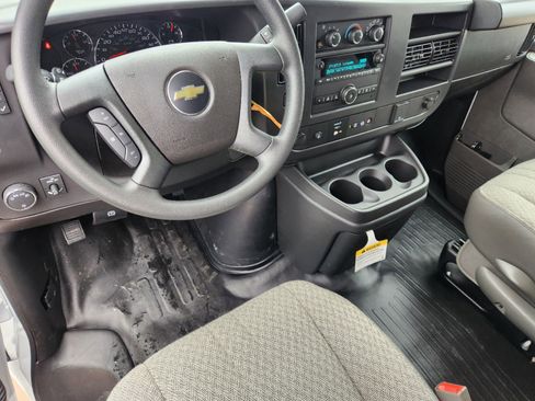 New 2025 Chevrolet Express 2500 w/ Driver Convenience Package image 27