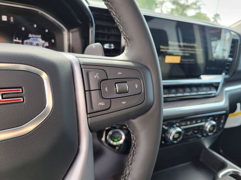 New 2026 GMC Sierra 1500 SLT AWD/4WD image 12
