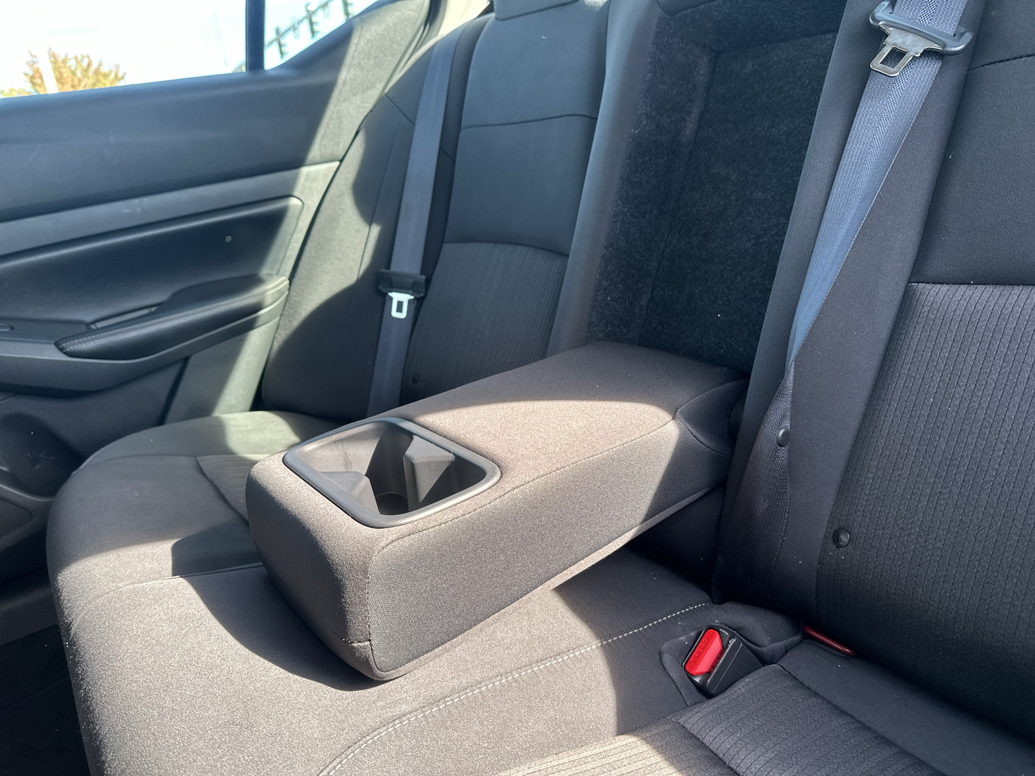 Used 2024 Nissan Altima 2.5 SV FWD image 21