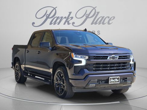 Used 2024 Chevrolet Silverado 1500 RST w/ Convenience Package II AWD/4WD image 8