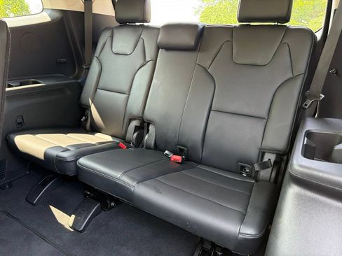 Certified 2024 Kia Telluride S w/ S Sunroof Package AWD/4WD image 29