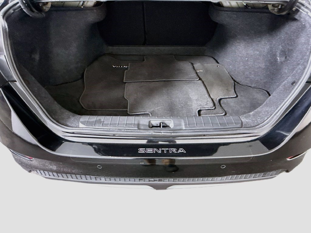 Used 2021 Nissan Sentra SR FWD image 34
