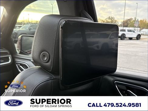 Used 2022 Chevrolet Tahoe Z71 w/ Z71 Off-Road Package image 10