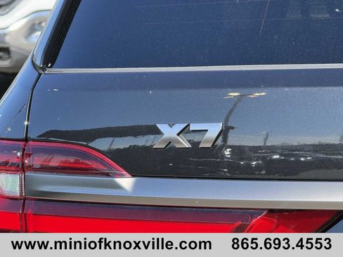 Used 2022 BMW X7 M50i w/ Luxury Seating Package image 41