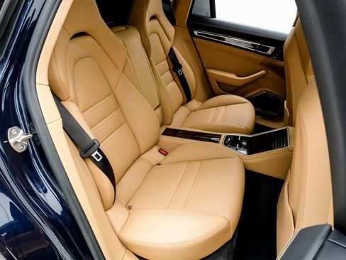 Used 2022 Porsche Panamera Turbo S AWD/4WD image 31