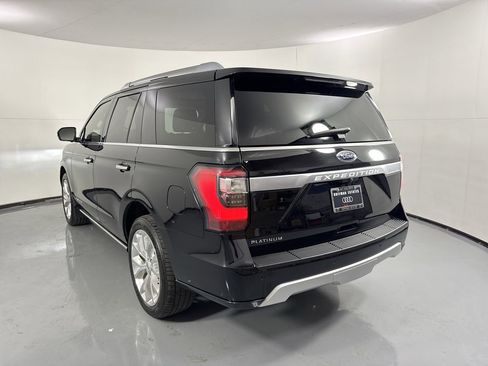 Used 2019 Ford Expedition Platinum image 5