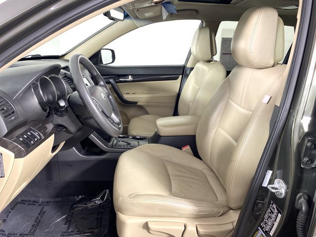 Used 2013 Kia Sorento LX w/ Convenience Pkg FWD image 14
