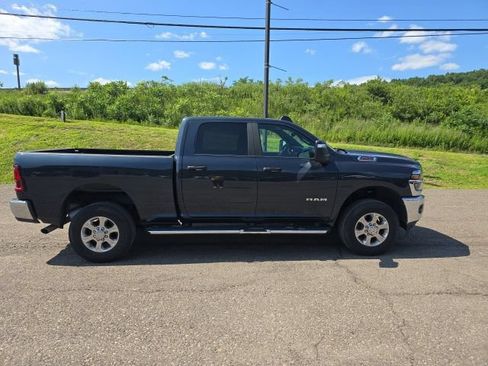 Used 2026 RAM 2500 Big Horn AWD/4WD image 5