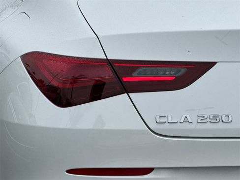 New 2025 Mercedes-Benz CLA 250 image 31