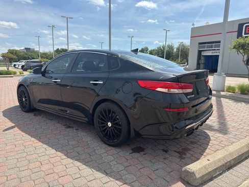Used 2019 Kia Optima S FWD image 4