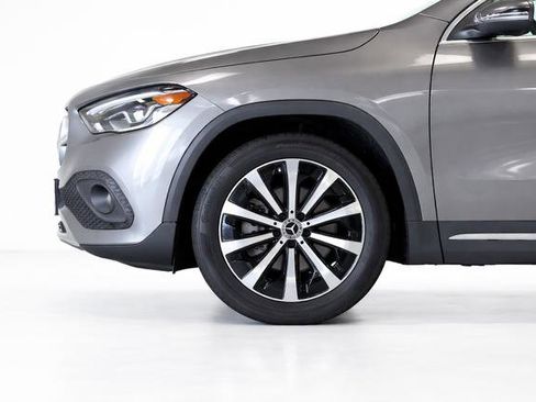 Used 2023 Mercedes-Benz GLA 250 4MATIC image 4