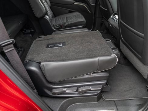 Used 2023 Cadillac Escalade Premium Luxury Platinum image 49