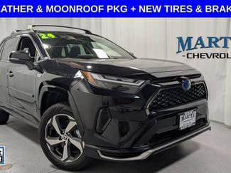 Used 2024 Toyota RAV4 SE w/ Weather & Moonroof Package AWD/4WD video 1