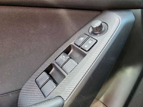 Used 2014 MAZDA MAZDA3 i Sport image 20