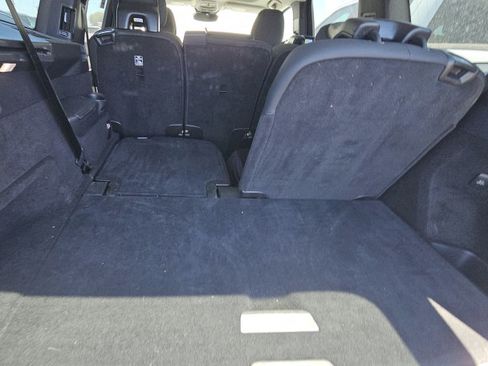 Used 2025 Volvo XC90 B6 Plus AWD/4WD image 6