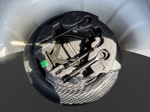 New 2026 Hyundai Elantra SE FWD image 34