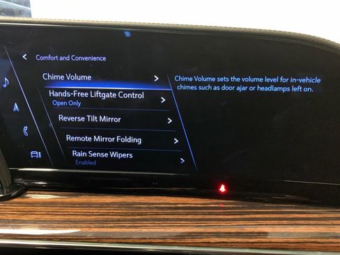 Used 2023 Cadillac Escalade Premium Luxury w/ Performance Package AWD/4WD image 51