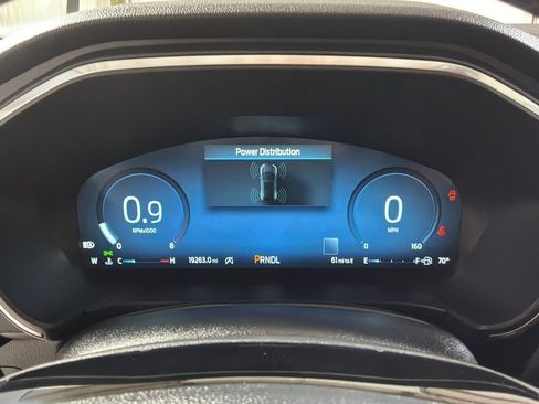Used 2025 Ford Escape Platinum AWD/4WD image 25