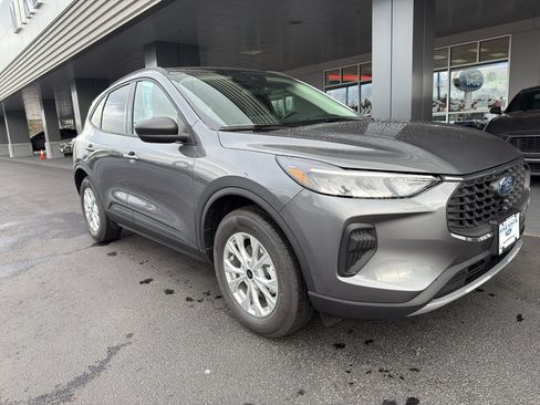 New 2026 Ford Escape Active w/ Active Premium Tech Pack AWD/4WD image 1