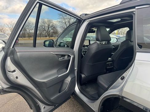 Used 2025 Toyota RAV4 XSE w/ Premium Package image 17