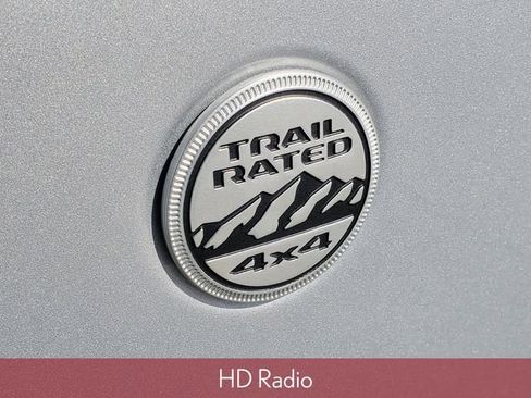 Used 2024 Jeep Wrangler Unlimited Sahara w/ Technology Group AWD/4WD image 8