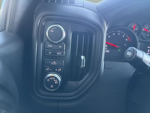 Used 2025 GMC Sierra 1500 Pro w/ Pro Value Package AWD/4WD image 16