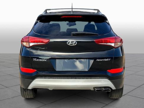 Used 2017 Hyundai Tucson Sport image 5