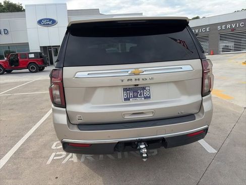 Used 2022 Chevrolet Tahoe LT w/ Luxury Package AWD/4WD image 6