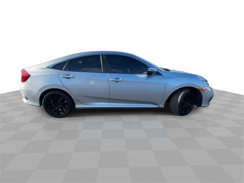 Used 2019 Honda Civic Sport image 9