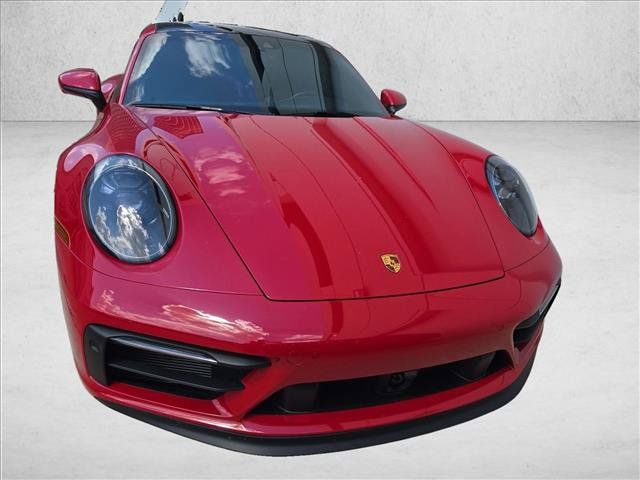 Used 2023 Porsche 911 Carrera GTS RWD image 2
