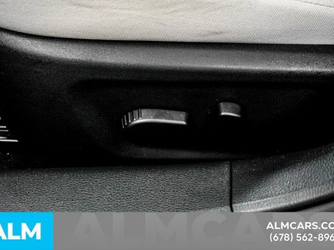 Used 2025 Nissan Altima 2.5 SV image 30