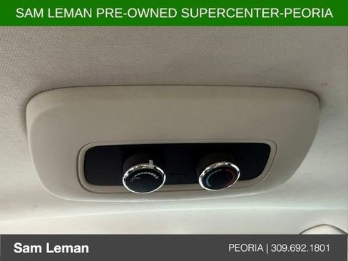 Used 2011 Dodge Durango Crew image 16