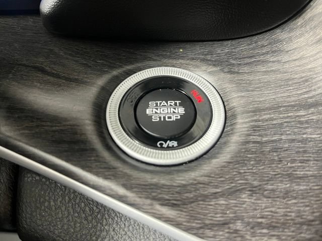 Used 2024 Jeep Grand Cherokee Limited AWD/4WD image 25