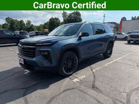 Used 2024 Chevrolet Traverse LT w/ Midnight/Sport Edition AWD/4WD image 1