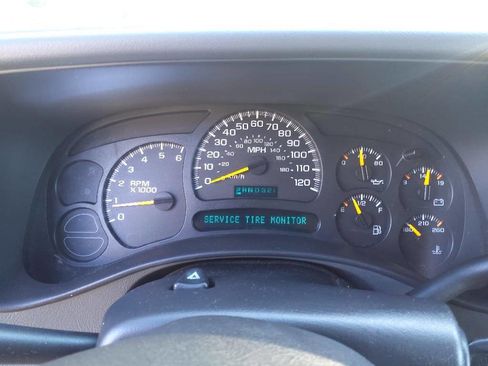 Used 2004 Chevrolet Tahoe LT w/ LT Preferred Equipment Group image 20