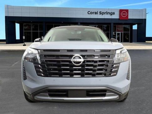 New 2026 Nissan Pathfinder Platinum w/ Cargo Package image 8