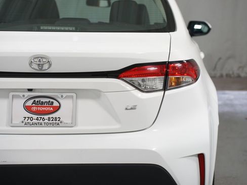 Certified 2024 Toyota Corolla LE image 10